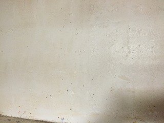 キッチン壁汚れふき取り