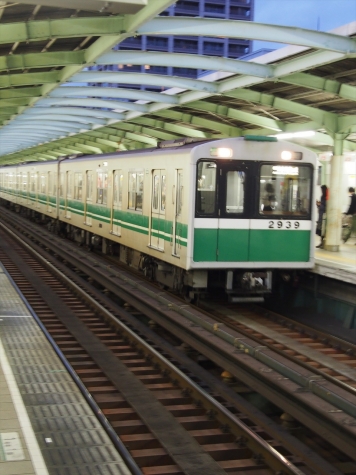 大阪市営地下鉄中央線 20系 電車